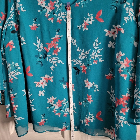 LANE BRYANT Floral Ruffle 3/4 Sleeve Blouse - Picture 3 of 10